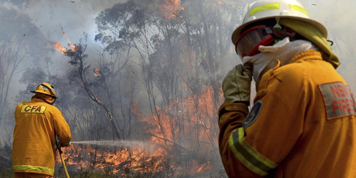 Austrálski hasiči zabránili superpožiaru, polícia zatkla troch chlapcov