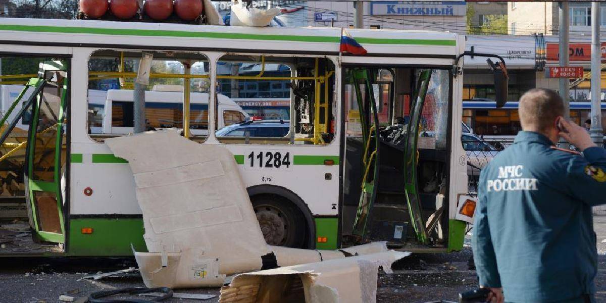 Výbuch autobusu vo Volgograde neprežilo 6 ľudí
