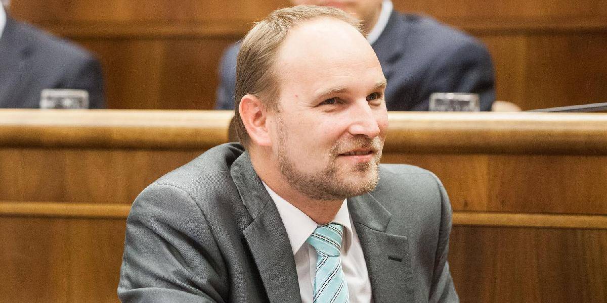 Viskupič: Smer-SD po vzore Orbána bojuje proti verejnej kontrole
