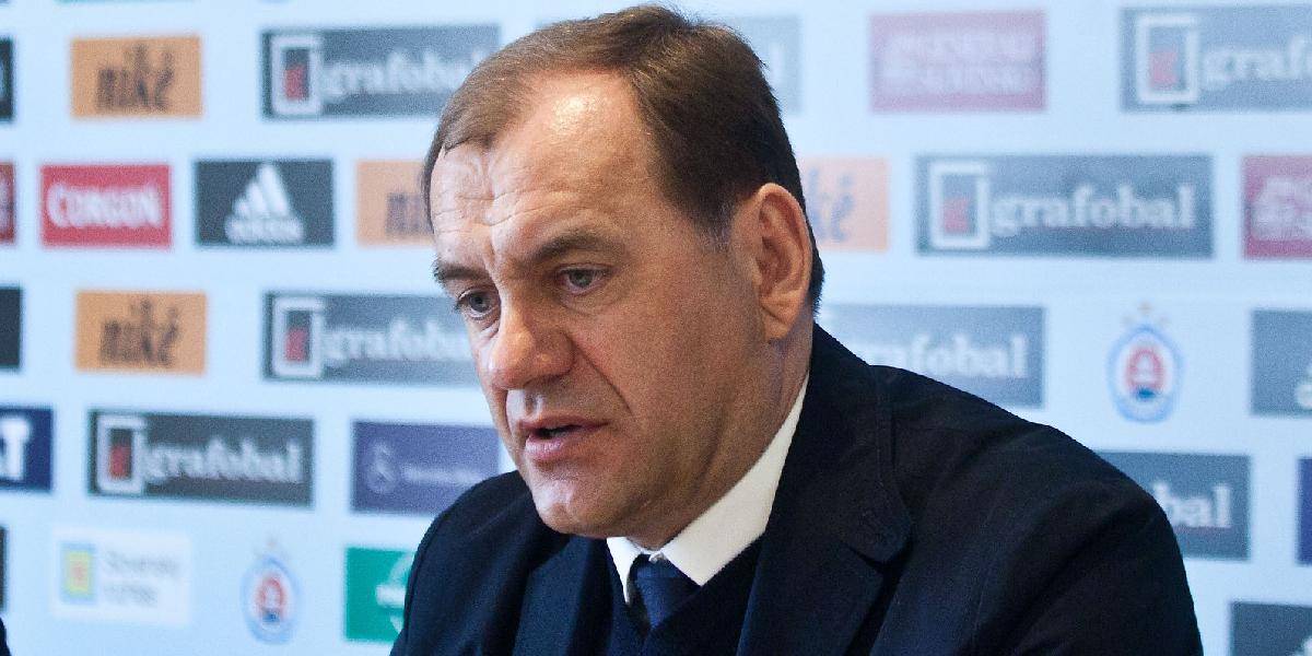 Weiss sa zaujíma o poľskú reprezentáciu, Boniek však chce domáceho kouča