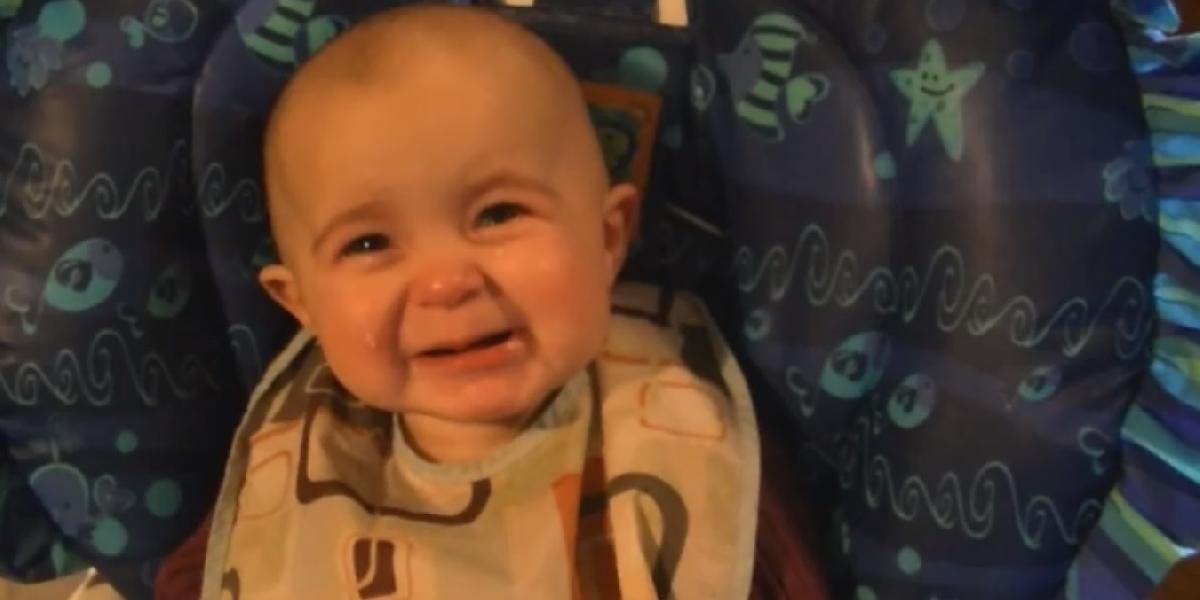 VIDEO Toto ste ešte nevideli: Neuveriteľná reakcia dieťaťa na spev svojej mamy!