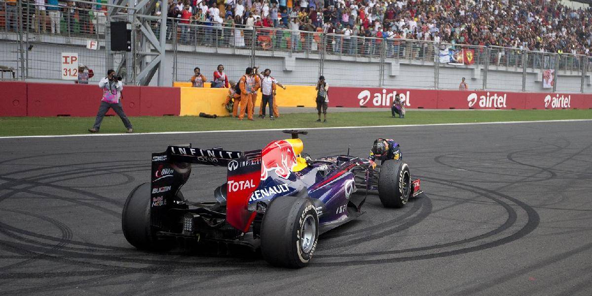 Vedenie Red Bullu obhajuje Vettelovu oslavu so spálenými gumami