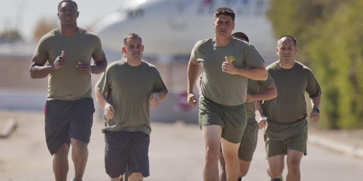 Mariňáci z americkej armády sa boja prepustenia: Chodia na liposukciu!