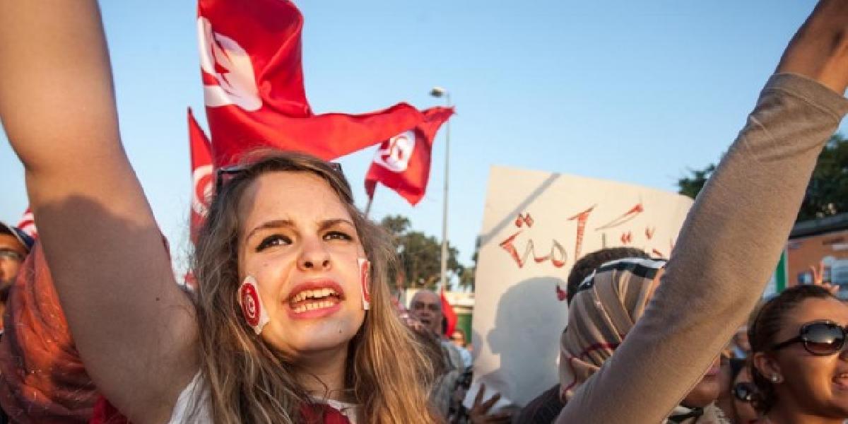 V Tunisku predĺžili výnimočný stav do júna 2014
