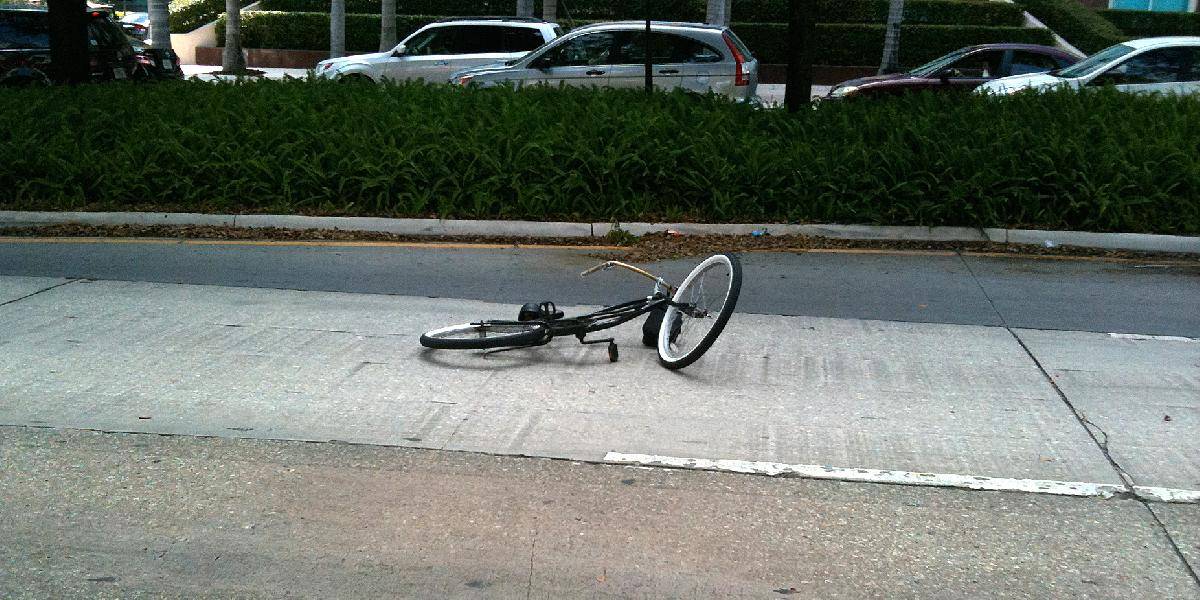 Cyklista sa po zrážke s Tatrou 815 bude liečiť tri mesiace
