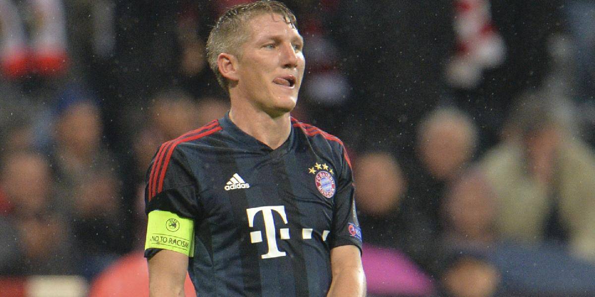 Schweinsteiger sa podrobí ďalšej operácii pravého členka
