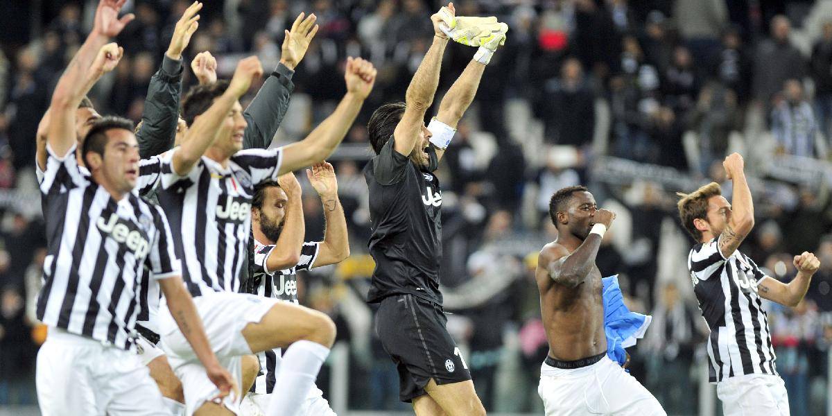 Juventus po remíze AS Rím cítil šancu, dokonale ju využil