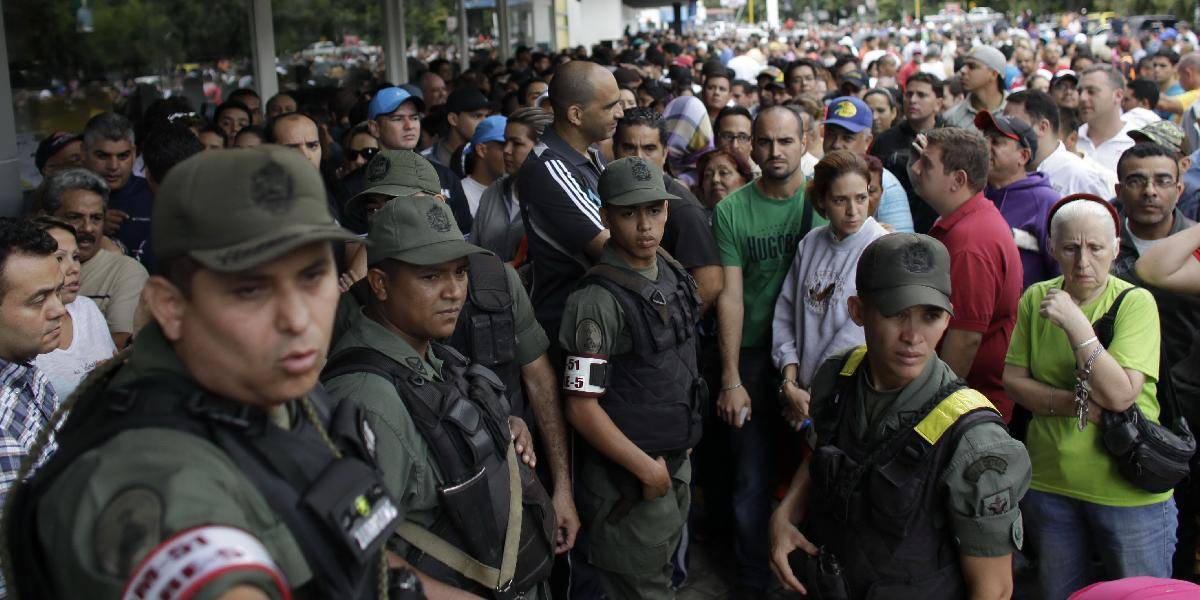Venezuelská armáda nabehla do obchodu s elektronikou, kvôli spravodlivým cenám