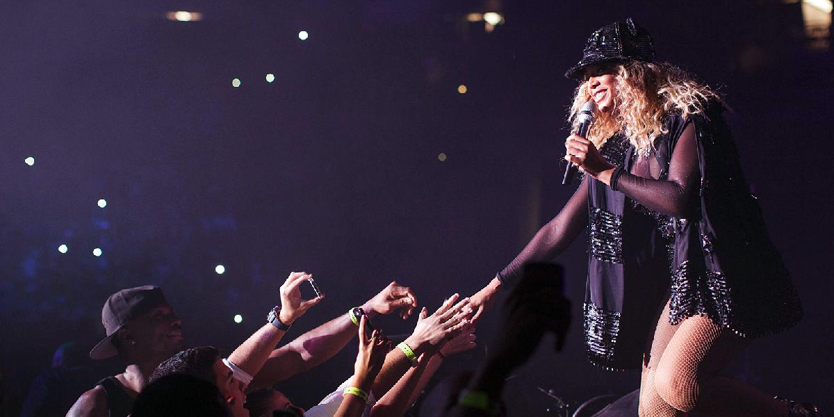 VIDEO Beyoncé si zaspievala na koncerte s nevidiacou fanúšičkou