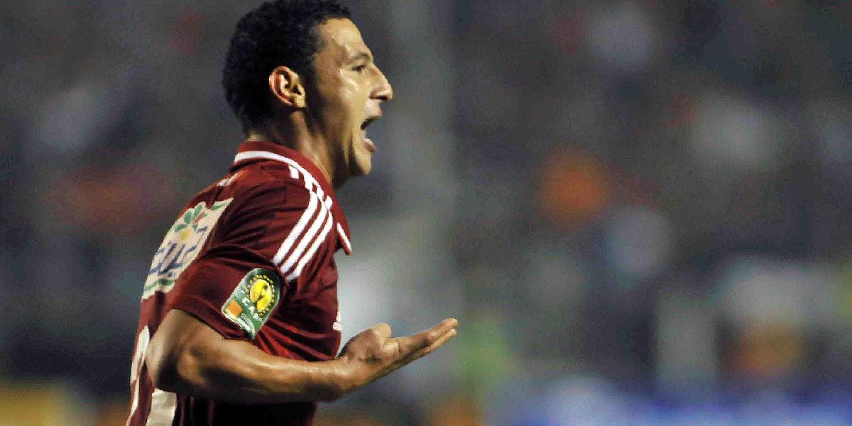 Egyptský futbalový tím zakázal hrať útočníkovi za gesto na podporu Mursího