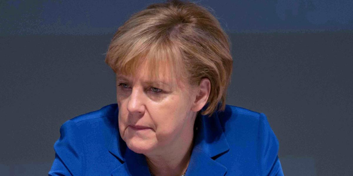 Merkelovej strana je proti referendám o dôležitých európskych otázkach