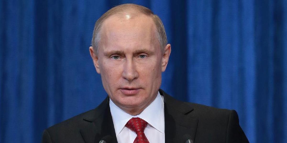 Putin sa po vyhlásení za najvplyvnejšieho muža sveta stal opatrnejším