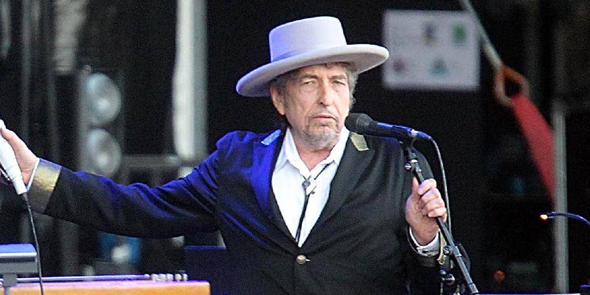 Bob Dylan si predsa len prevezme Rád čestnej légie
