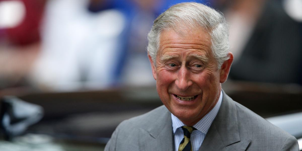 Následník britského trónu princ Charles dnes oslavuje šesťdesiatpäťku
