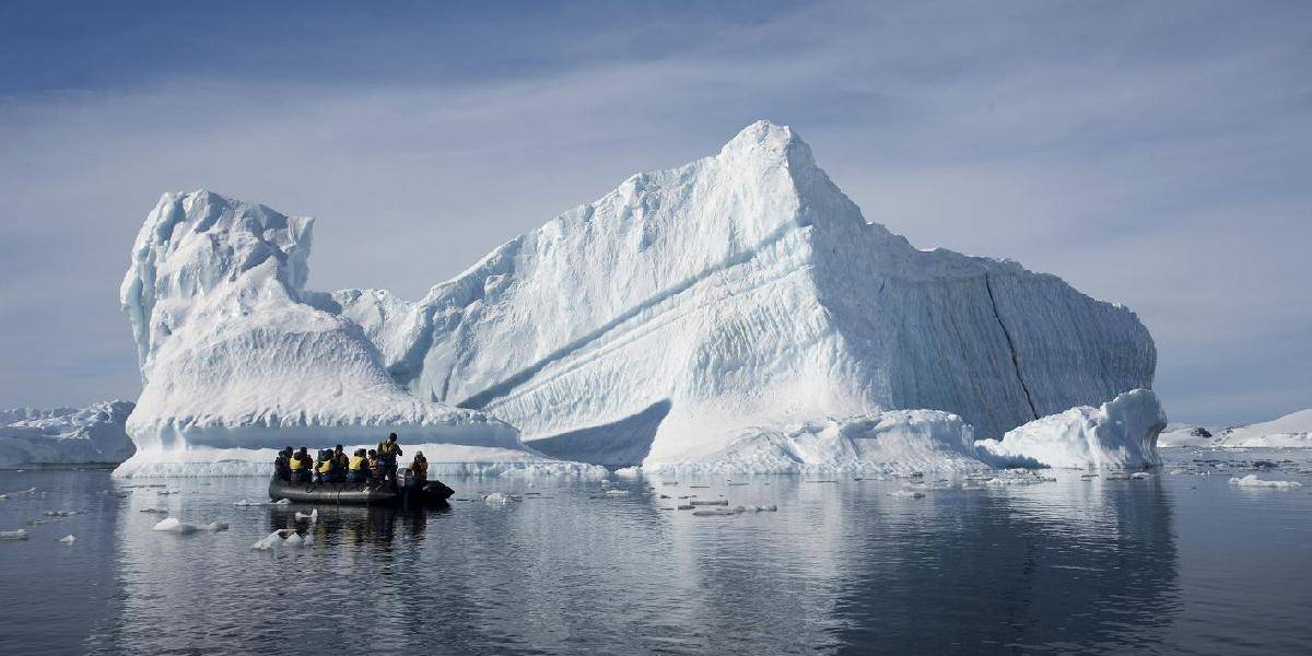 Moreplavbu pri Antarktíde môže narušiť obrovský ľadovec