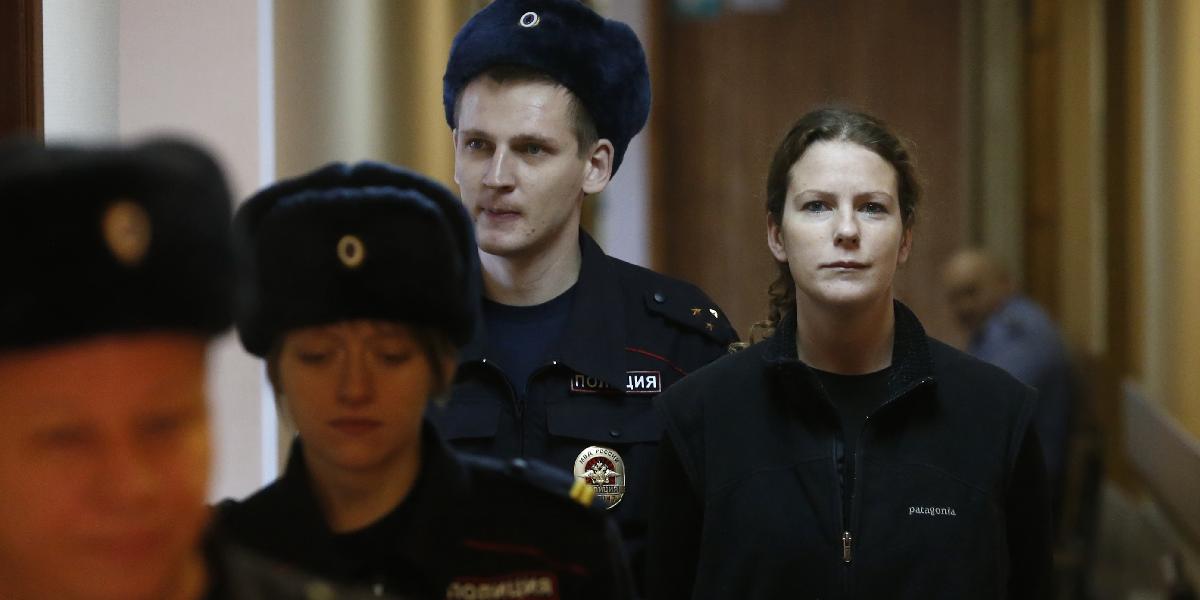 Ruská prokuratúra požiadala o predĺženie väzby pre 30 aktivistov Greenpeace