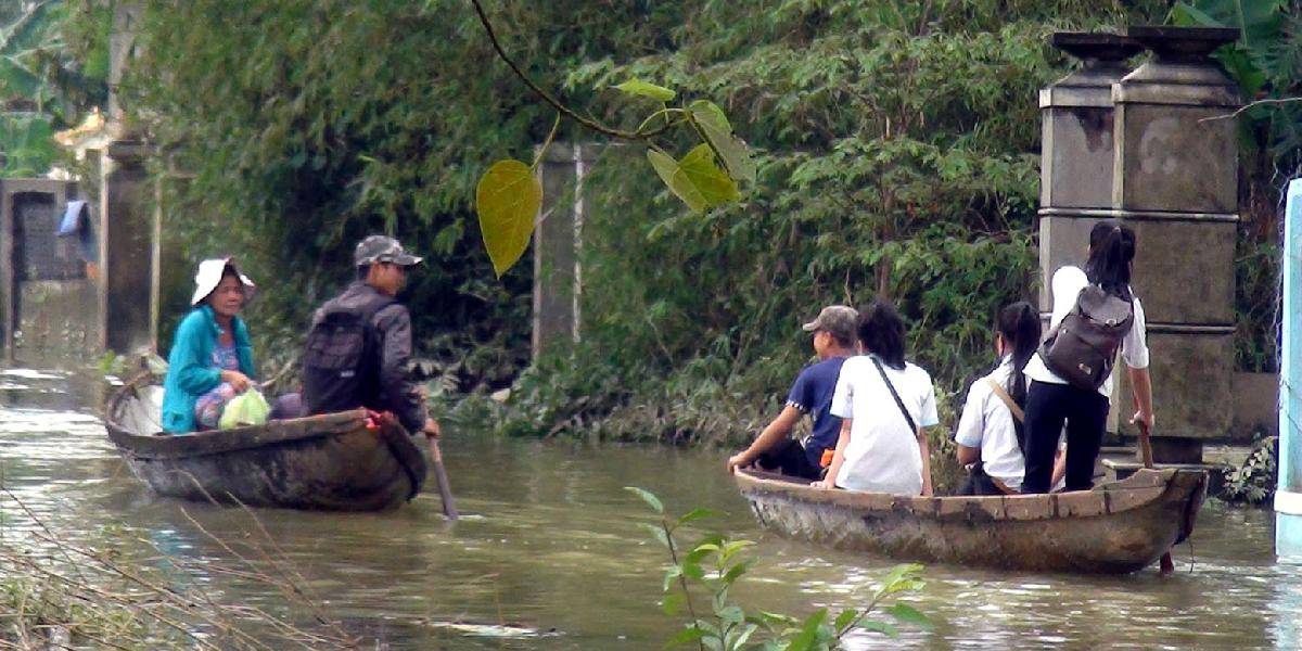 Počet obetí záplav vo Vietname vzrástol na 41