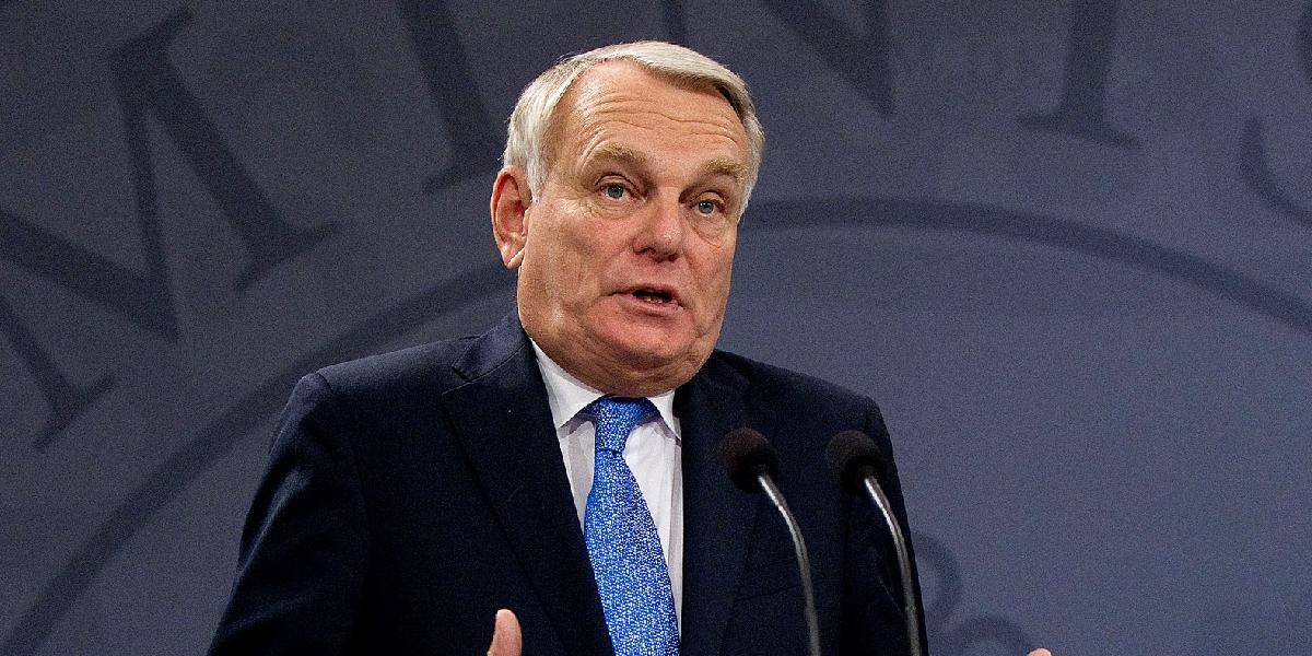 Francúzsky premiér Ayrault chce zjednodušiť daňový systém