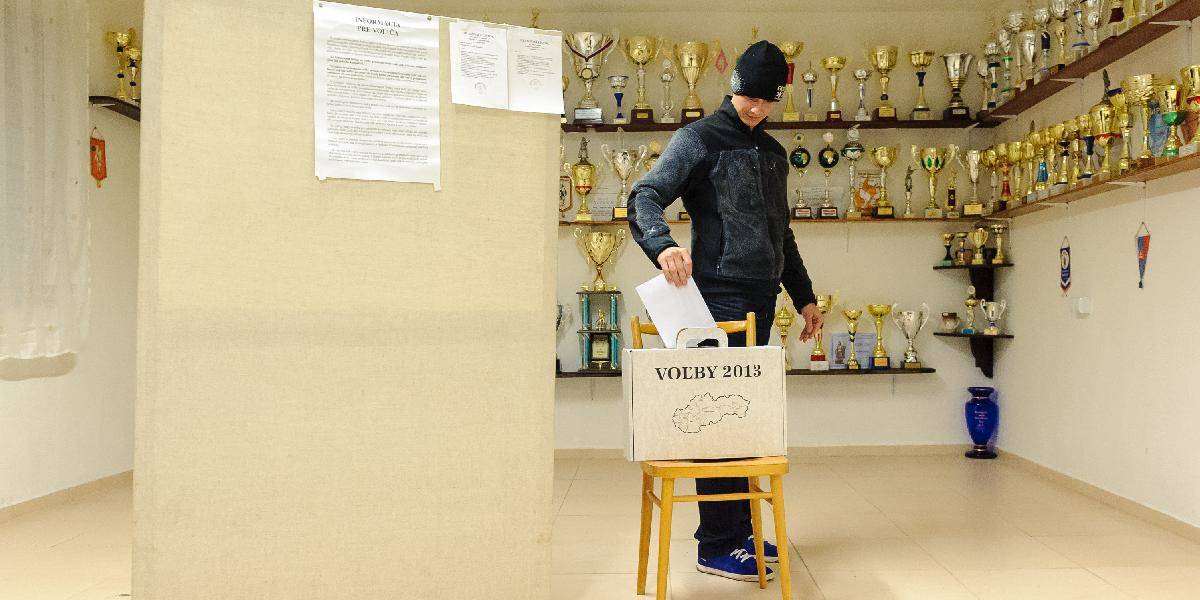 Voľby VÚC: Polícia už vyšetruje prvé prípady kupovania hlasov