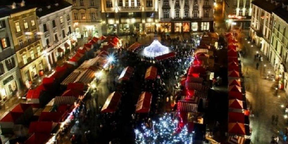 Na bratislavskom Hlavnom námestí otvorili Vianočné trhy