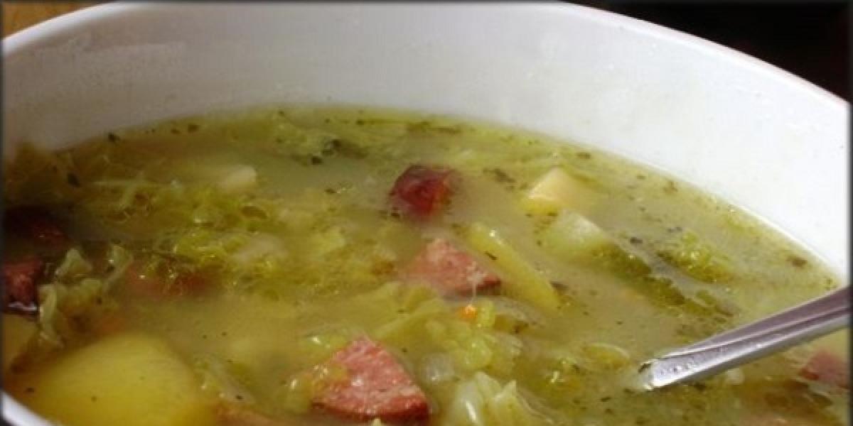 Dnes na večeru pripravíme kelovo zemiakovú polievku