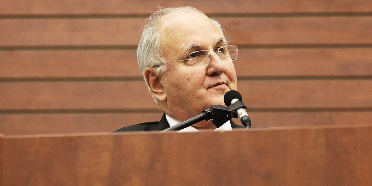 Čaplovič navrhuje od budúceho roka zrušenie viacerým školám