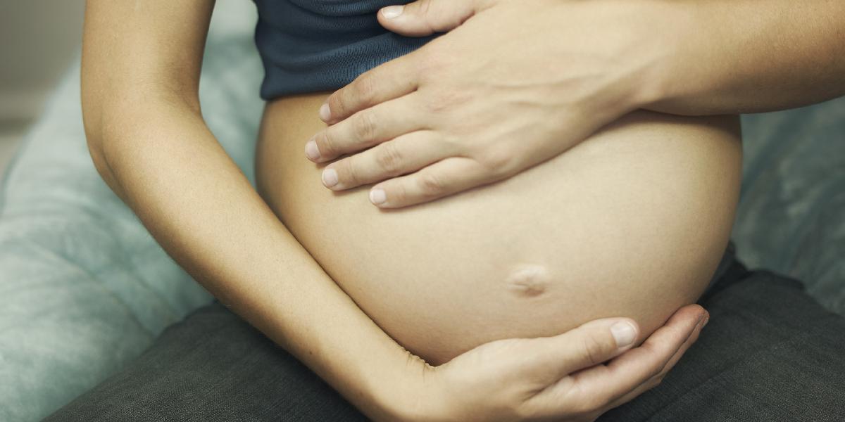 Tehotných ubúda, ako aj žien, ktoré berú antikoncepciu