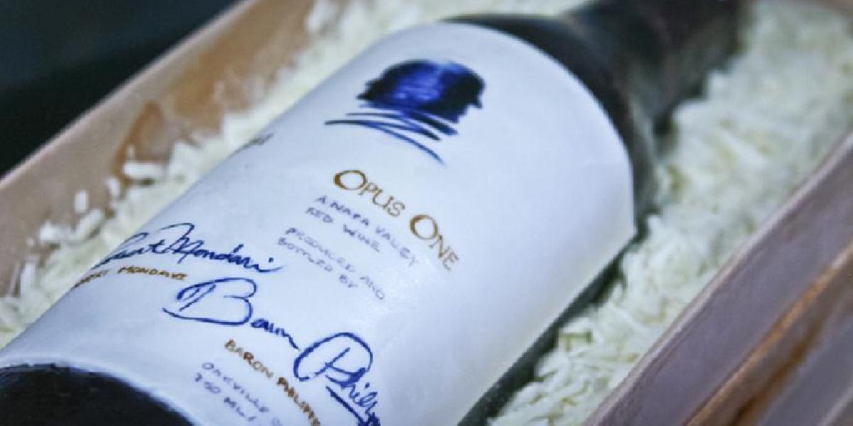Záujemca z Číny vydražil zbierku vín Opus One za vyše 120.000 eur