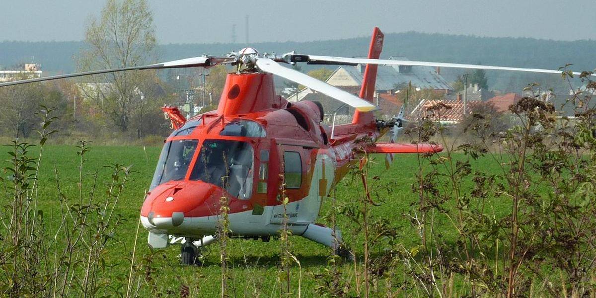 Leteckí záchranári z Bratislavy pomáhali v obci Hrubá Borša