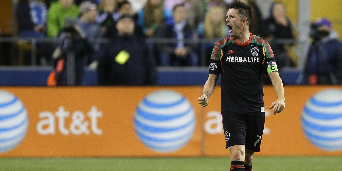 Robbie Keane je po operácii oboch achiloviek