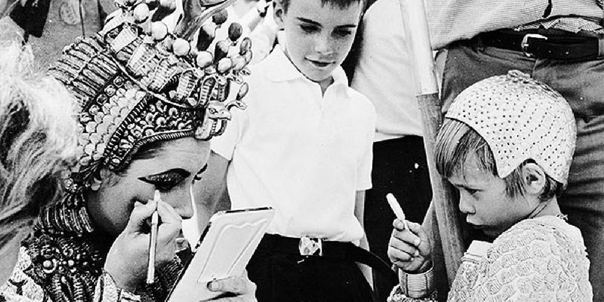 Exkluzívne FOTO Elizabeth Taylor: Doposiaľ nezverejnené zábery!