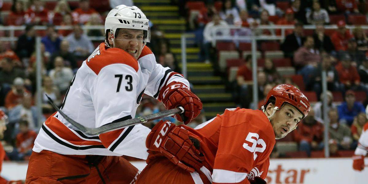 NHL: Jonathan Ericsson spojil aj budúcnosť s Detroitom