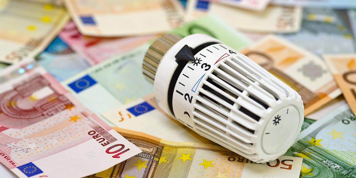 Dobrá správa: Domácnostiam sa znížia ceny elektriny aj plynu!