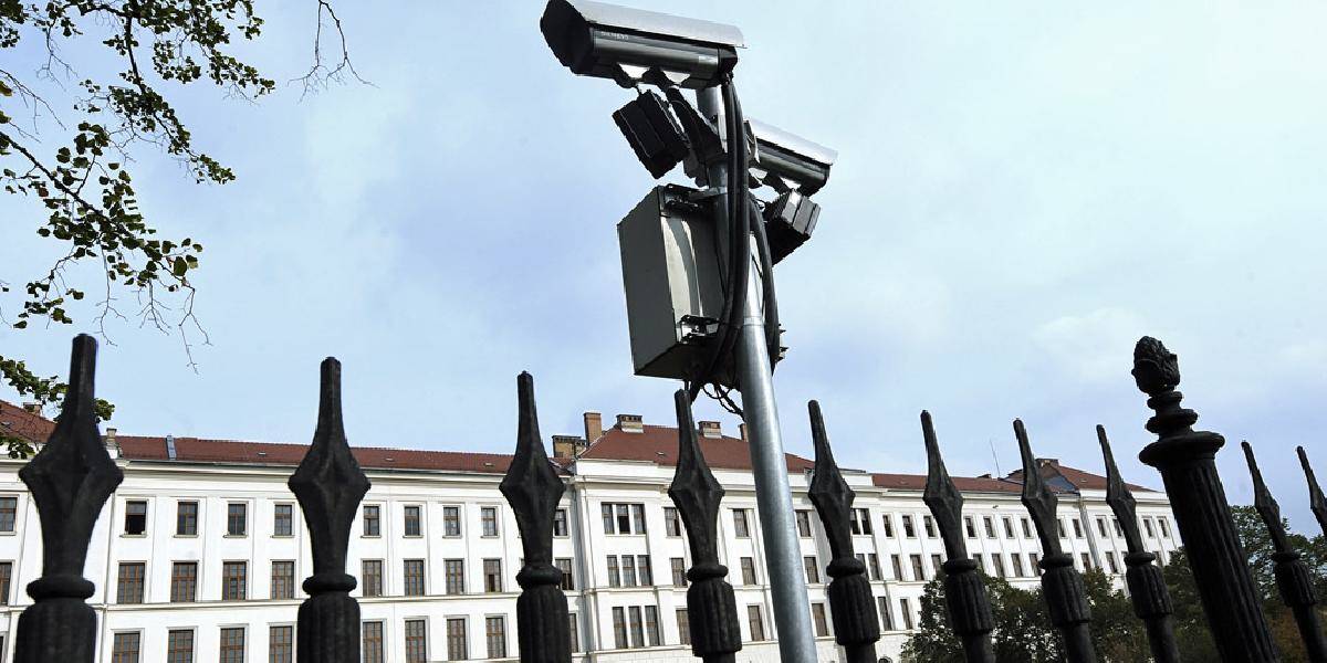 Rakúsko: U štyroch žiadateľov o azyl z Traiskirchenu objavili enterovírusy