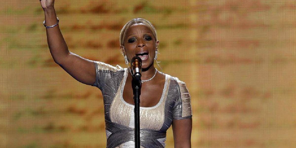 Mary J. Blige prestala po smrti Whitney Houston piť alkohol