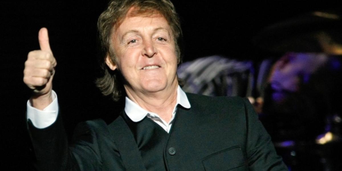 Paul McCartney propagoval na zápase sumo album New