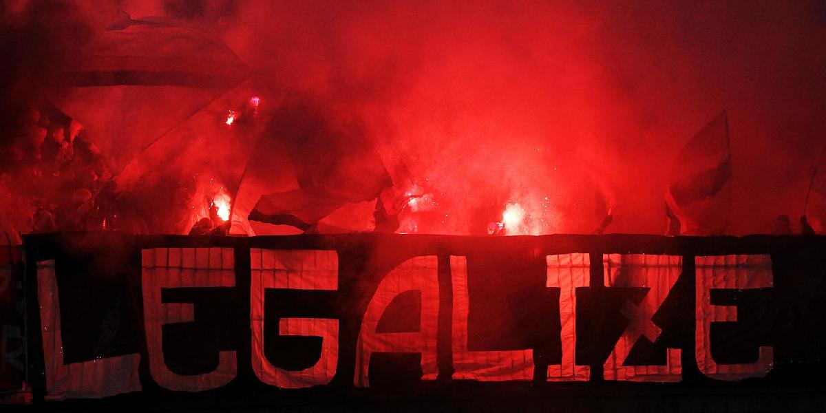 Po výtržnostiach v B. Bystrici padlo zatiaľ jedno obvinenie