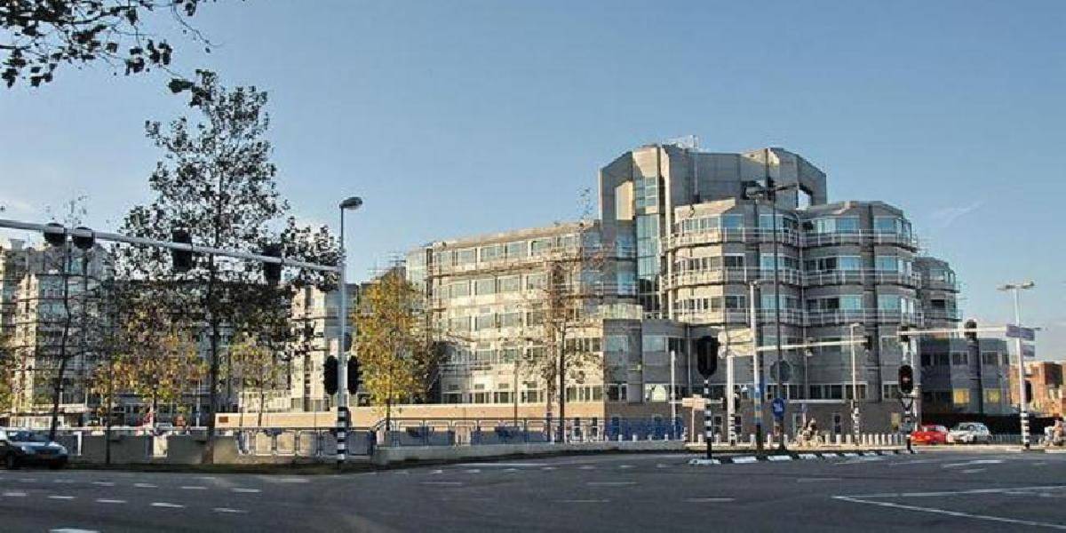 Holandské tajné služby verbovali študentov a sledovali internetové diskusné fóra