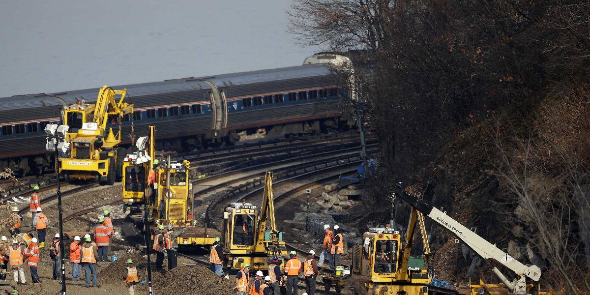 Vyšetrovatelia havárie vlaku v New Yorku vylúčili alkohol a drogy u rušňovodiča