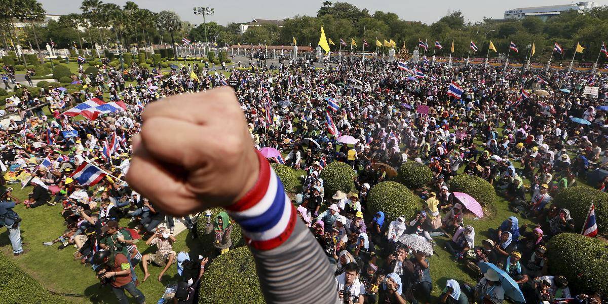 Thajská armáda vylúčila prevrat, situácia by sa mala čoskoro vrátiť do normálu