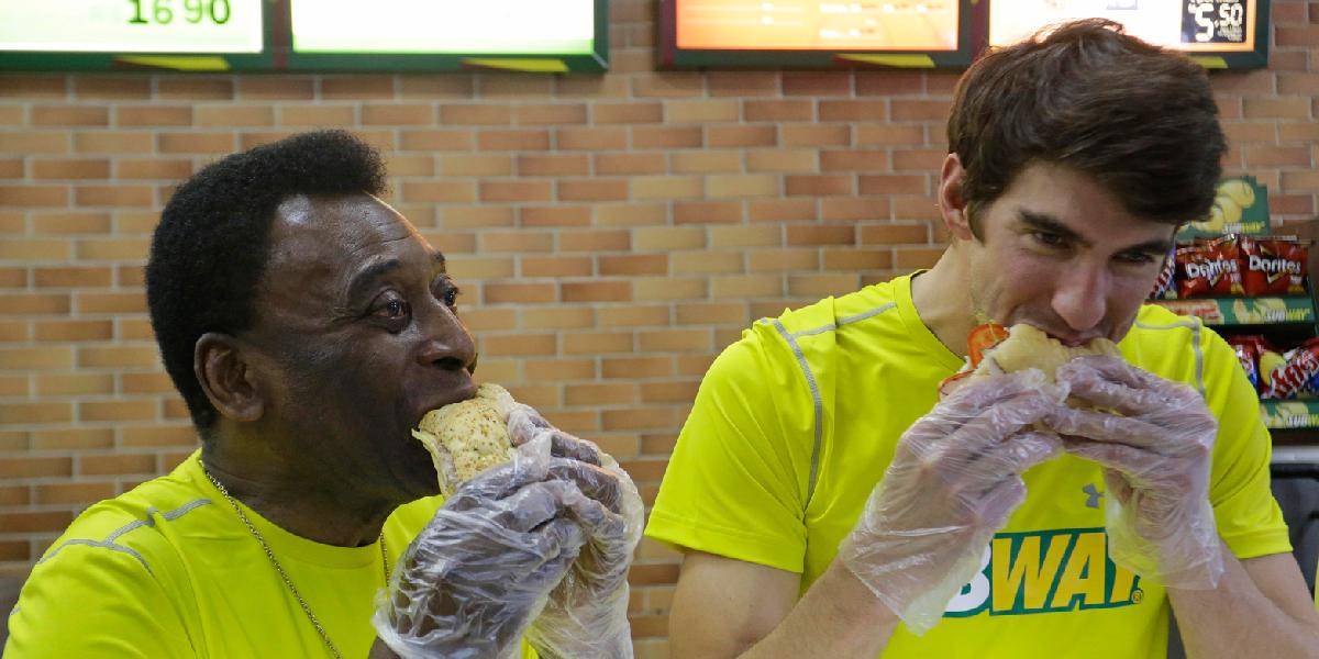 Pelé nebude žrebovať, no slávnostný ceremoniál MS 2014 si nenechá ujsť