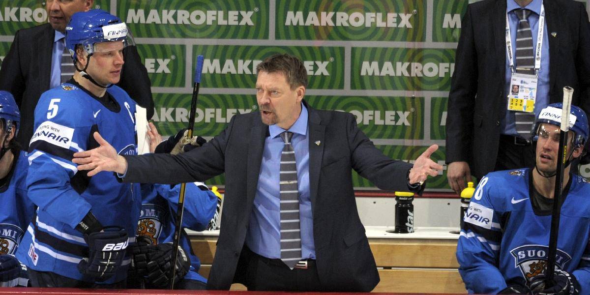 KHL: Tréner Petrohradu napriek zákazu kritizoval rozhodcov