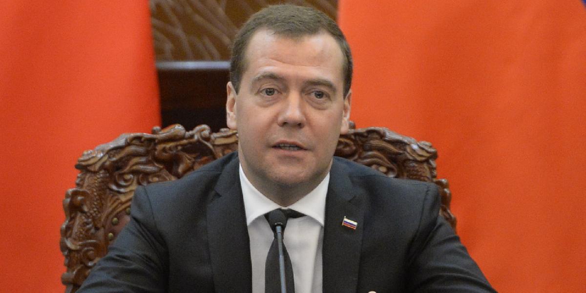 Medvedev je spokojný s vládou: V Rusku nie sú politickí väzni
