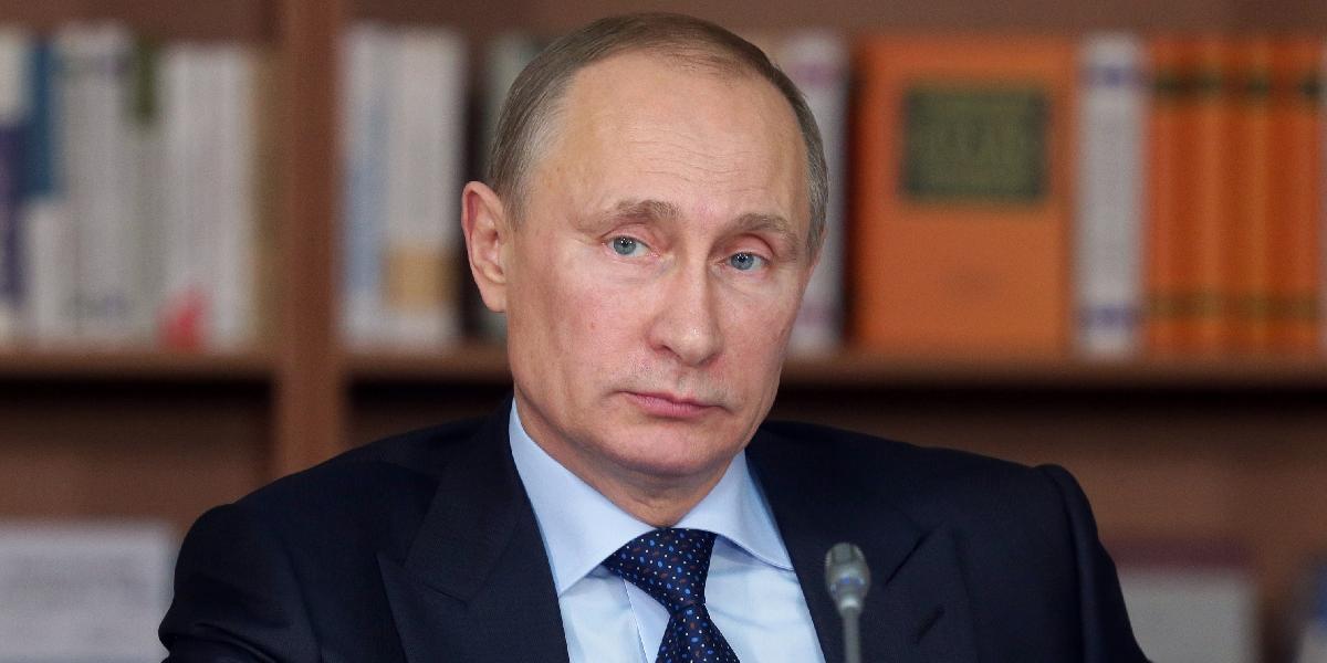 Putin schválil návrh amnestie, môže sa týkať aj Pussy Riot