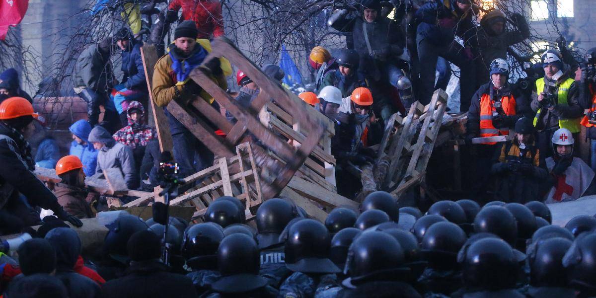 Ukrajinská polícia obsadila časť Námestia nezávislosti