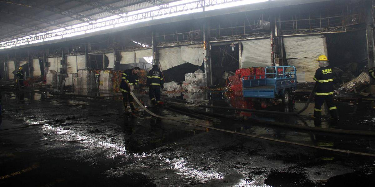 Požiar na trhovisku v Číne si vyžiadal 16 obetí