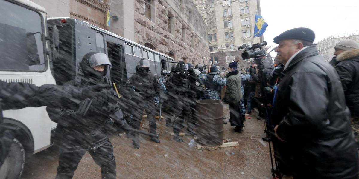 Ukrajinská polícia sa stiahla z Námestia nezávislosti