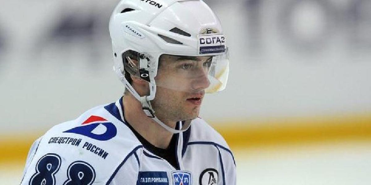 KHL: Petružálek napriek dlhom neuspel a ostáva hráčom Amuru