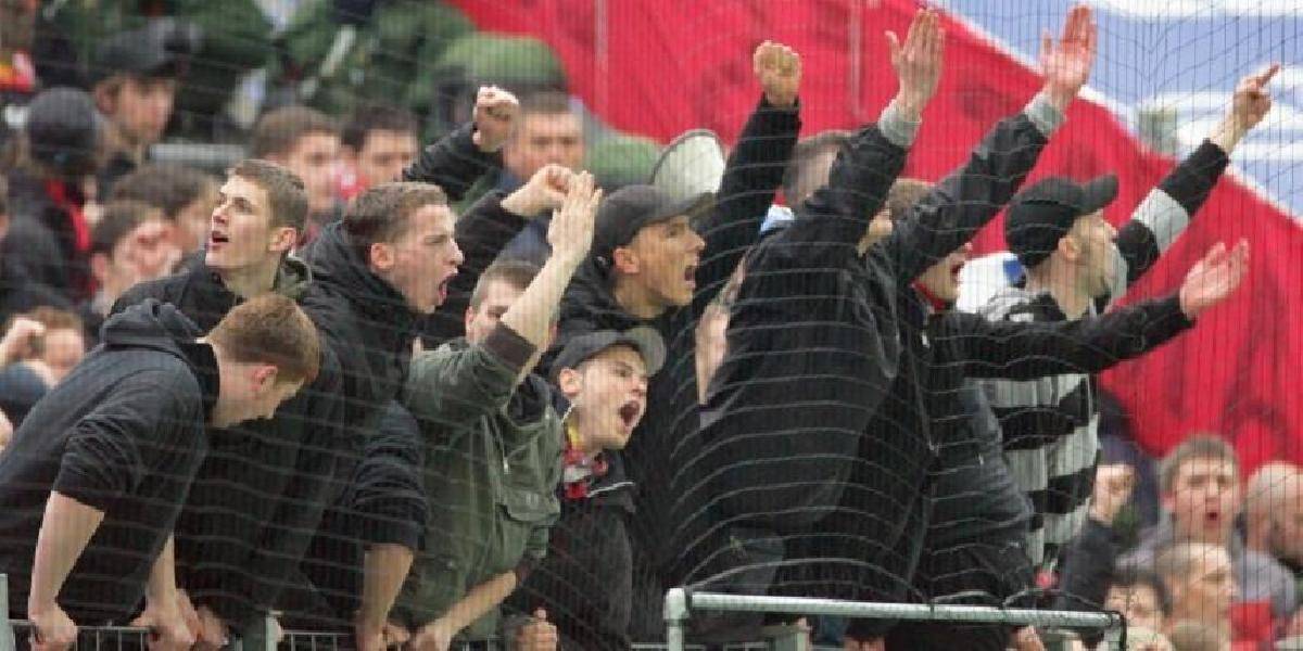 EL: Fanúšikovia Eintrachtu zahnali priaznivcov Apoelu Nikózia do hotelu
