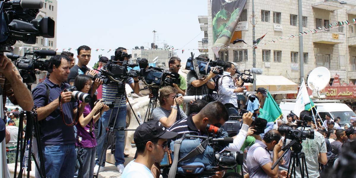 Reportéri bez hraníc chcú, aby boli útoky na novinárov vojnovými zločinmi